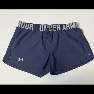 Women's Under Armour Workout Shorts M